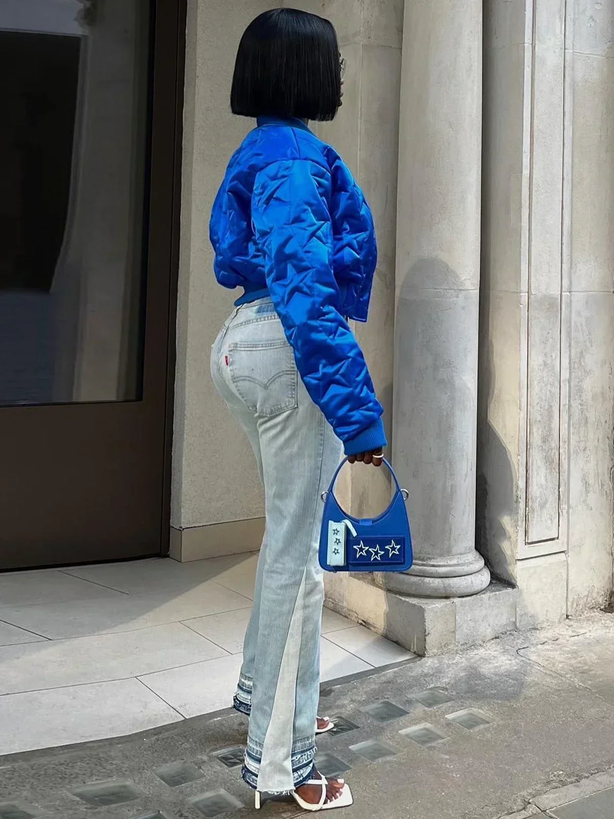 Abrigo acolchado corto de manga larga con cremallera para mujer, chaqueta Bomber de algodón con estrellas, a la moda, para otoño e invierno, 2024