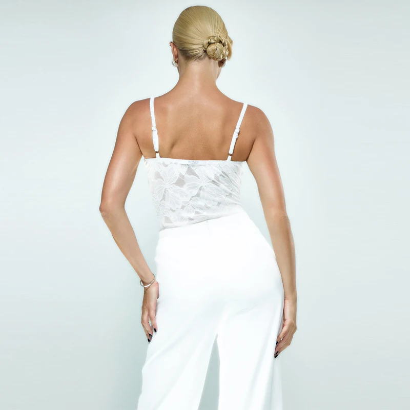 Weibliche Moderne Tanz Kleidung Für Frauen Ballroom Dance Kostüm Ärmellose Spitze Top Weiß Latin Dance Hosen Bühne Anzüge SL13128