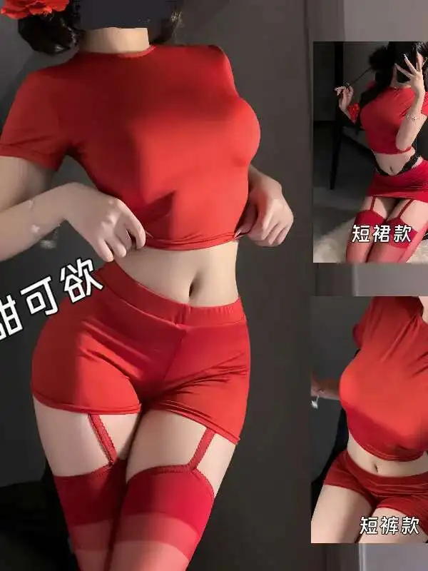 Camiseta roja ajustada con hombros descubiertos, conjunto Sexy picante para chica, falda de medio cuerpo para mujer, pantalones cortos, conjunto de dos piezas, Sexy y dulce A5GU