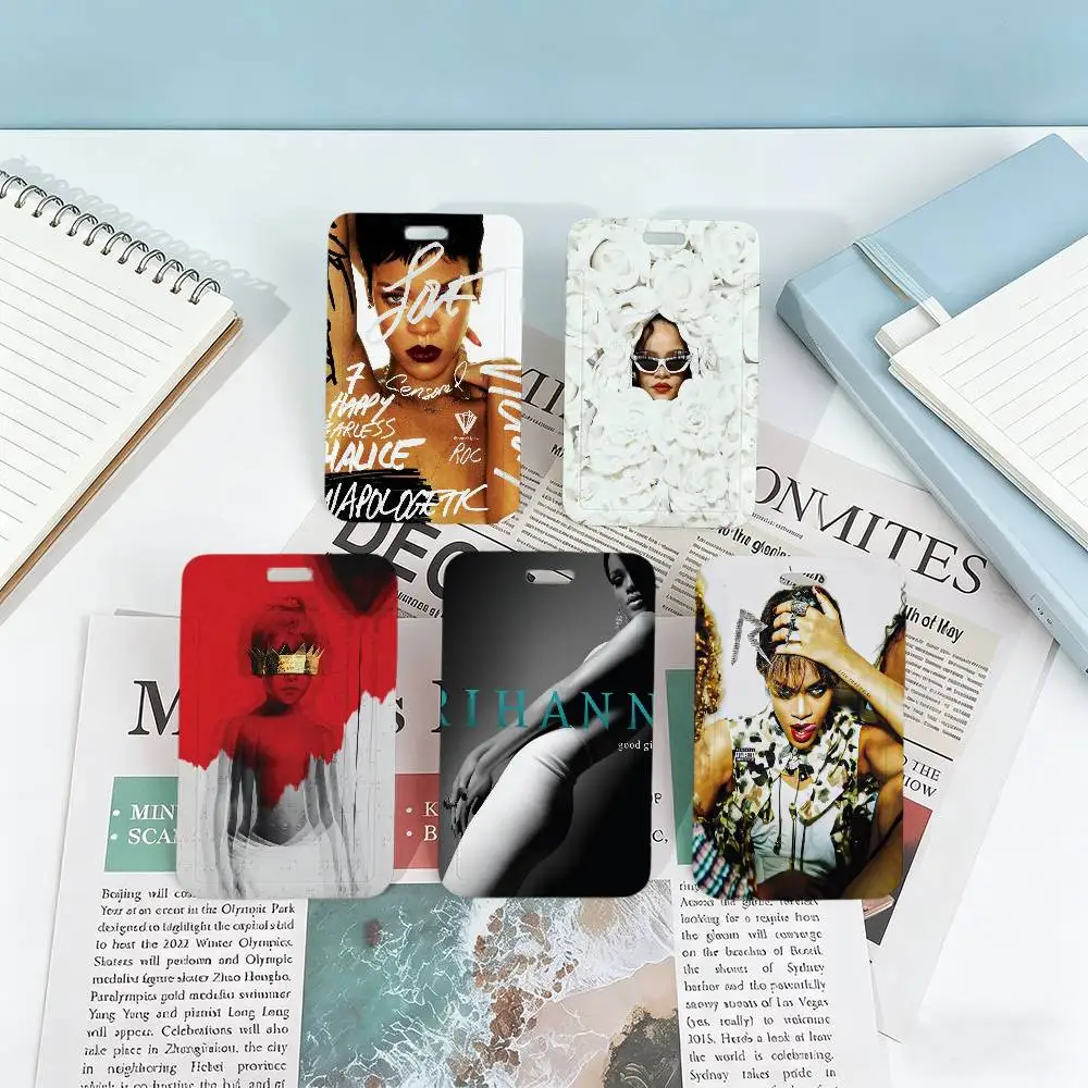 

R-RIHANNA-A SINGER Держатель для карт: для студенческих, рабочих, банковских, проездных и других пластиковых карт