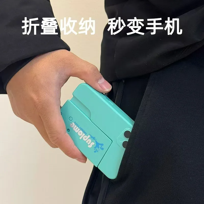 Folding mobile phone water gun, large-capacity explosions, water spray guns, boys and girls, baby water toys.