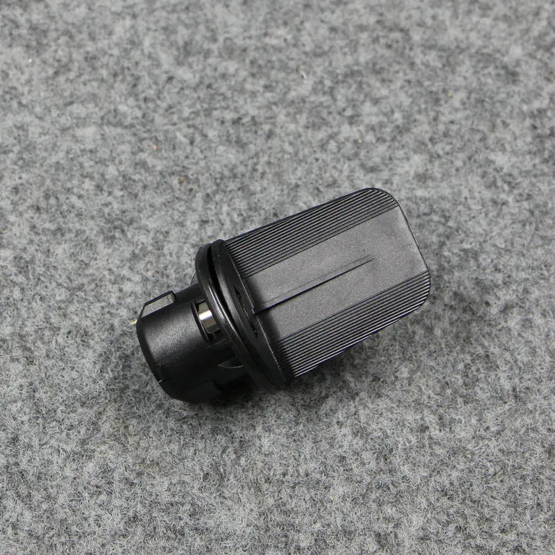 Apply to Touran  Santana Front steering lamp holder Bulb base