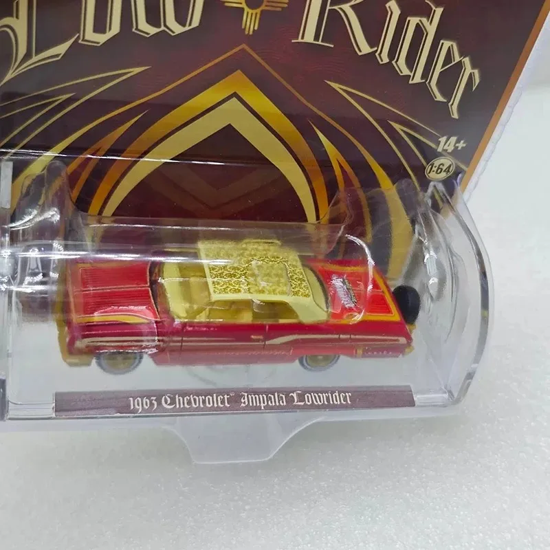 Greenlight 1:64 Scale 1963 Impala Lowrider Alloy Car Model Classics Adult Souvenir Gift Static Display