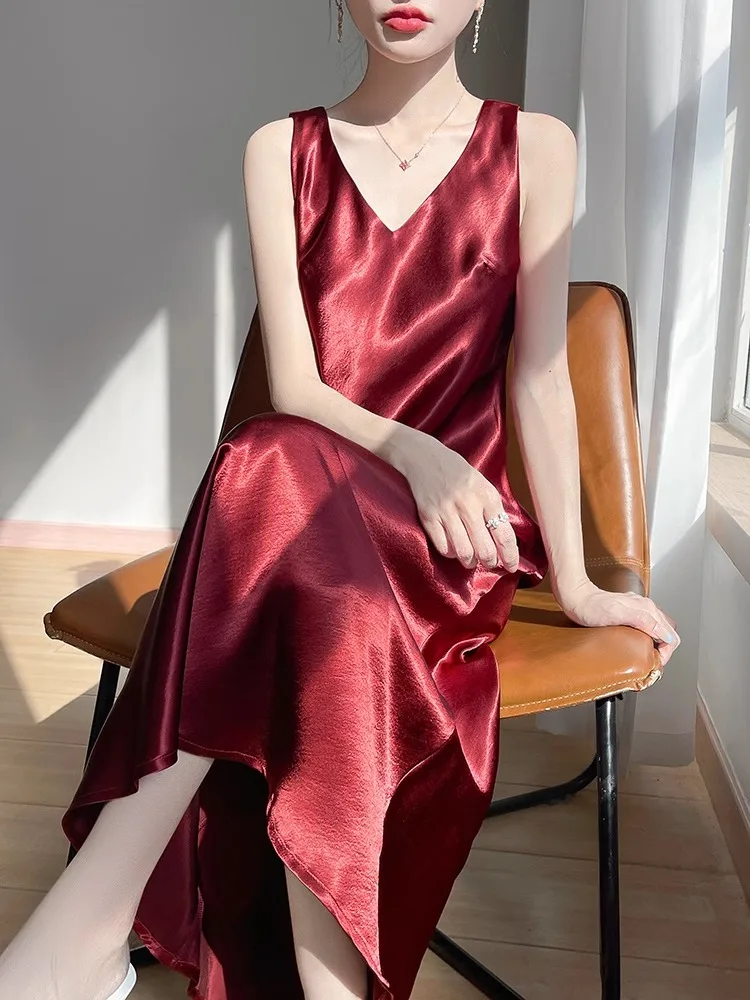 Seidenacetat-Riemen Dr. Damen Jaet Strukturierte V-Ausschnitt-Weste Goldstickerei Satin Innenlanger Rock A-Linie Sommer Dr