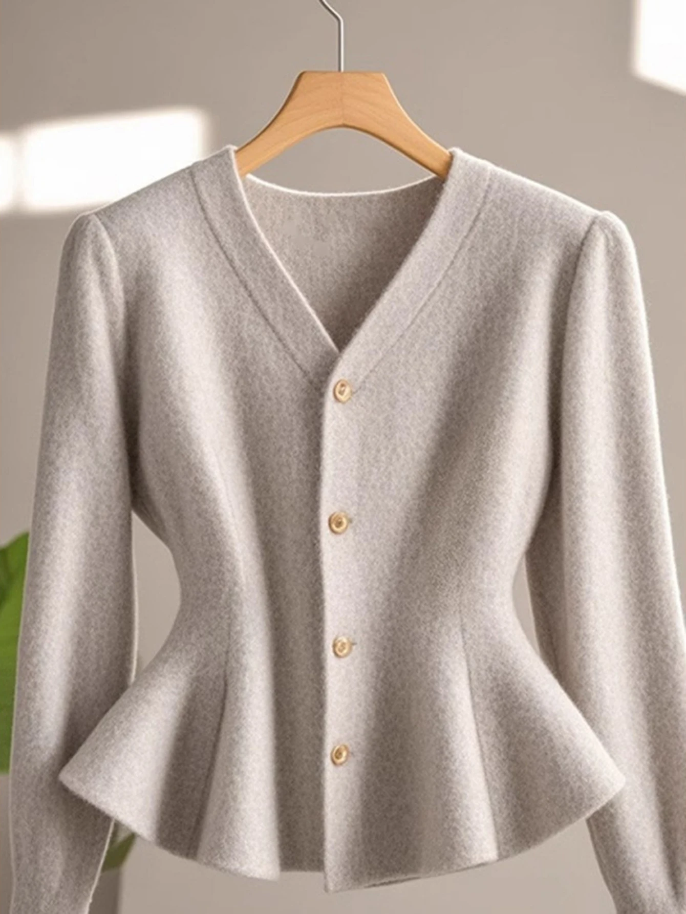 Cardigan casual com gola redonda, manga longa, tubo reto, sem decoração, malhas femininas com frente aberta