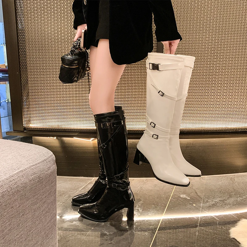 

Зимние женские сапоги до колена с острым носком в уличном стиле, длинные ботильоны на высоком каблуке с пряжкой на ремне