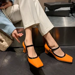 NEW Spring Women Pumps scarpe in pelle verniciata per donna punta quadrata scarpe con tacco grosso Retro tacco alto Mary Janes scarpe nere semplici