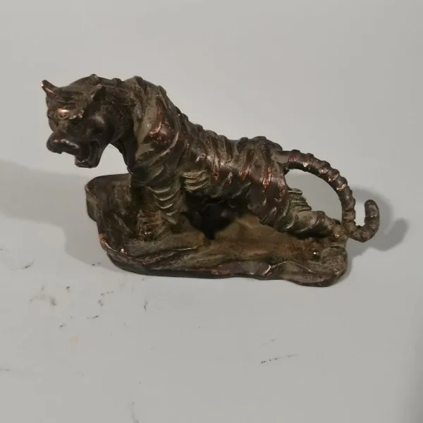 

Copper tiger ornaments, Year of the Tiger home decorations, porch, Chinese handicrafts