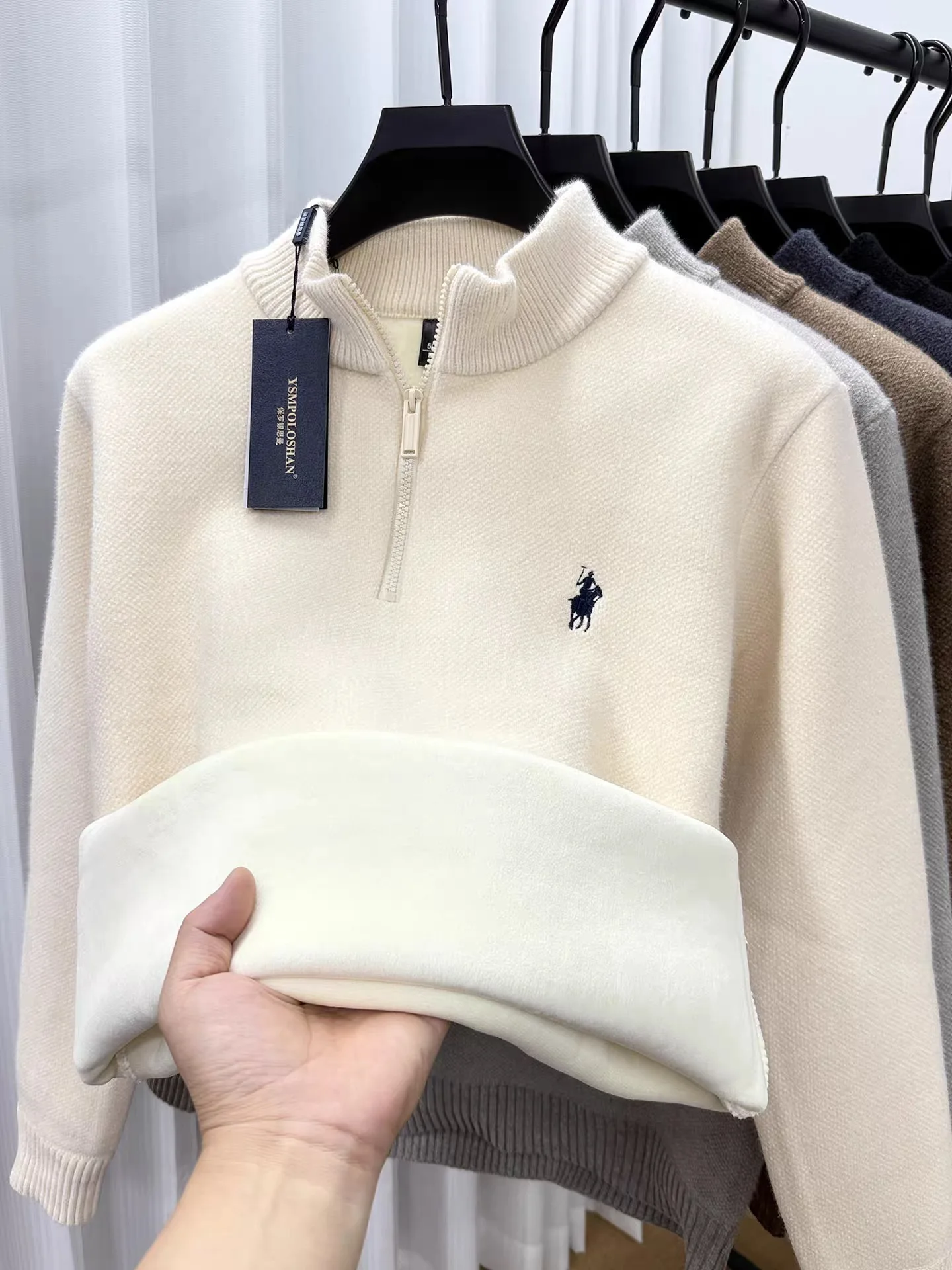 Marque de luxe fermeture éclair col montant pull hommes décontracté à la mode queue de cheval broderie design hiver nouveau peluche chaud tricot pull