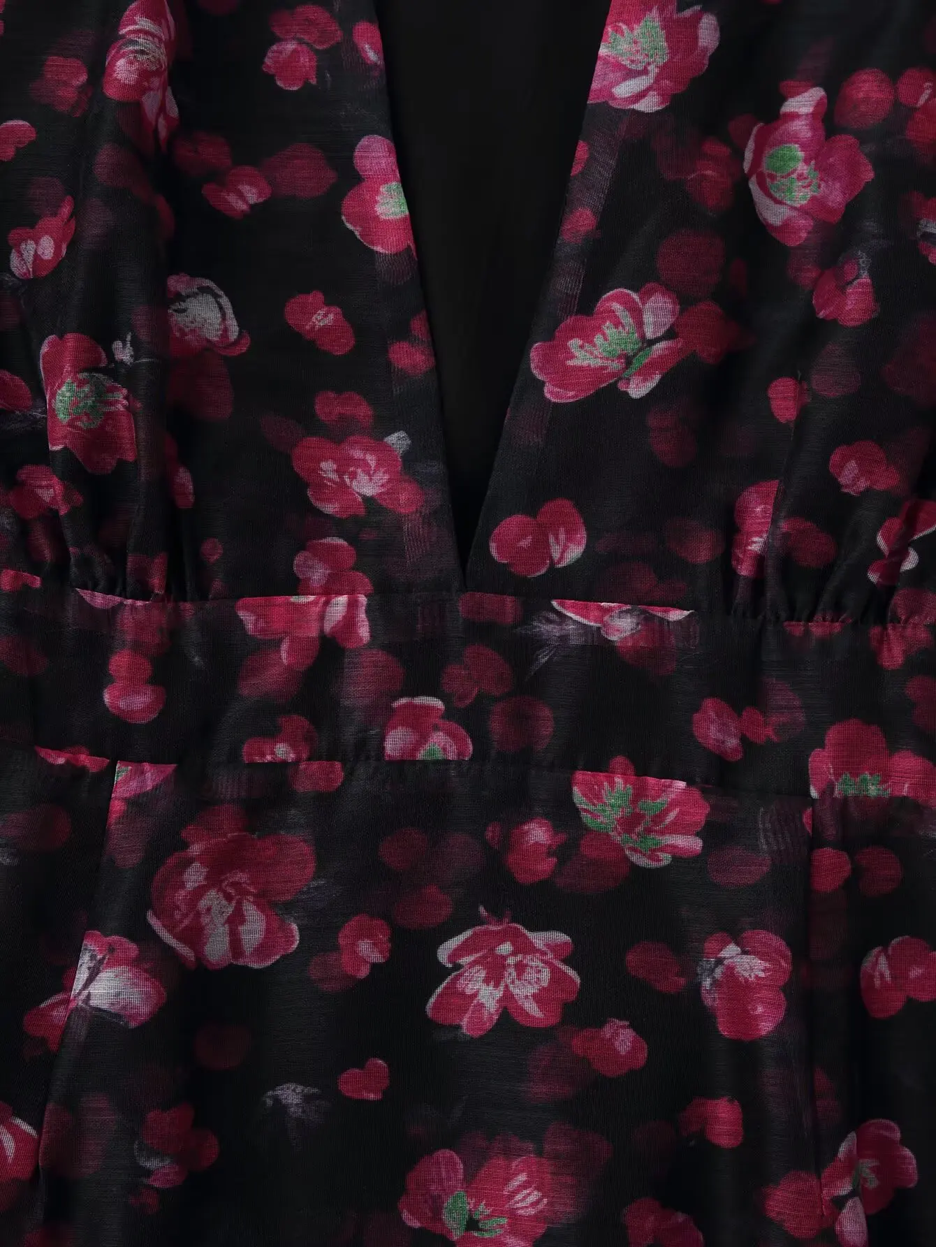 TFMLN Elegantes Damenkleid mit Blumenmuster und Rüschensaum, sexy tiefem V-Ausschnitt, ausgestellten Ärmeln, figurbetontes Minikleid, Sommer 2026 Neuheiten für Damen – Detail 6