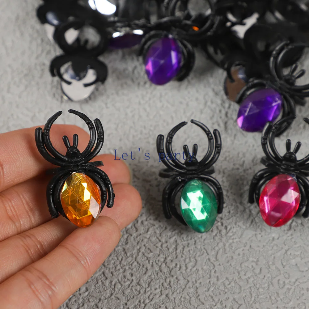 30Pcs Novelty Halloween Plastic Gemstone Spider Ring Toys for Kids Birthday Halloween Party Favors Goodie Bag Pinata Fillers