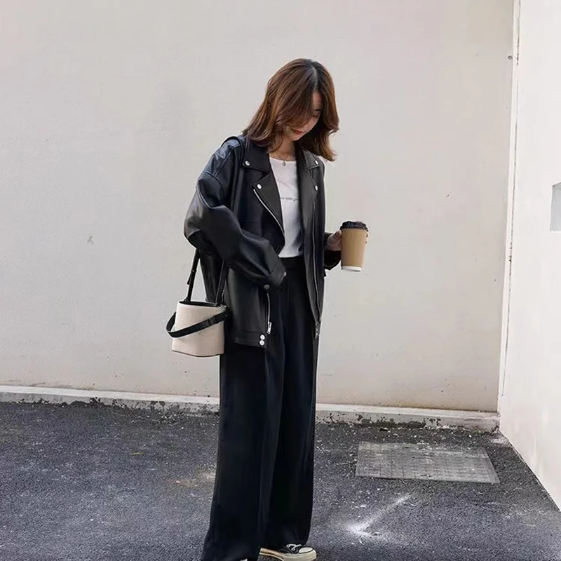 2025 abrigo de cuero suelto de ocio para las cuatro estaciones, chaqueta holgada de cuero PU a la moda para mujer, chaqueta estilo cremallera, Top Otoño Invierno