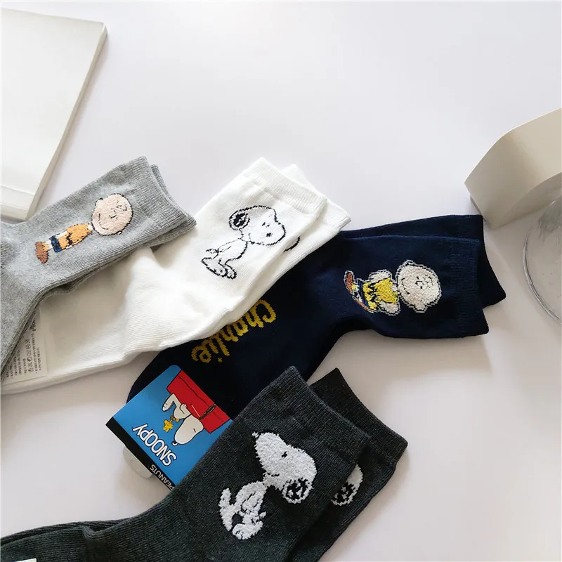 Snoopy Cartoon Cotton Socks Men Sports Breathable Socks Long Tube Cotton Socks Skateboard Casual Men Women Couples Fashion Sock