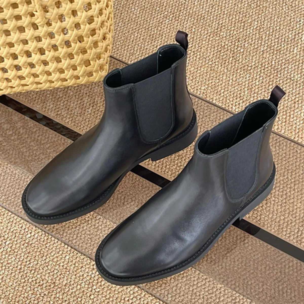 

Maxdutti Minimalist Women's Chelsea Boots Made Of Genuine Leather Comfortable Autumn And Winter Boots Shoes Women