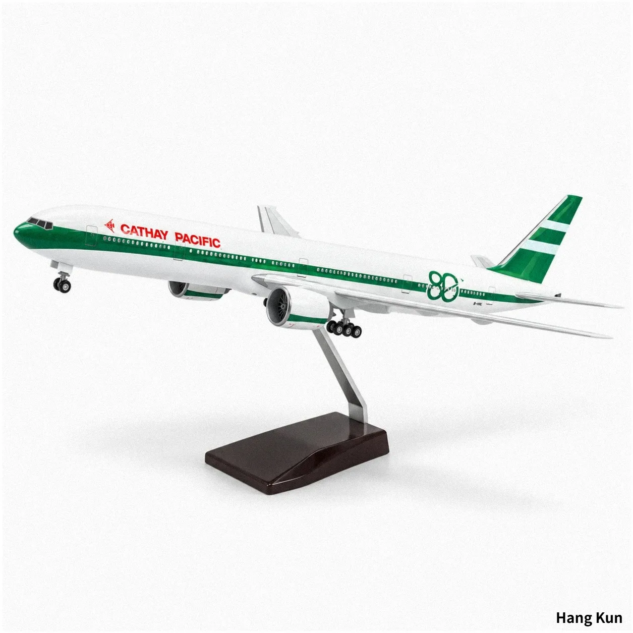 B777 Cathay Pacific Model 1:163 Scale 47 cm with Base and Landing Gear Collectible Aircraft Toy Decorative Item and Aviation