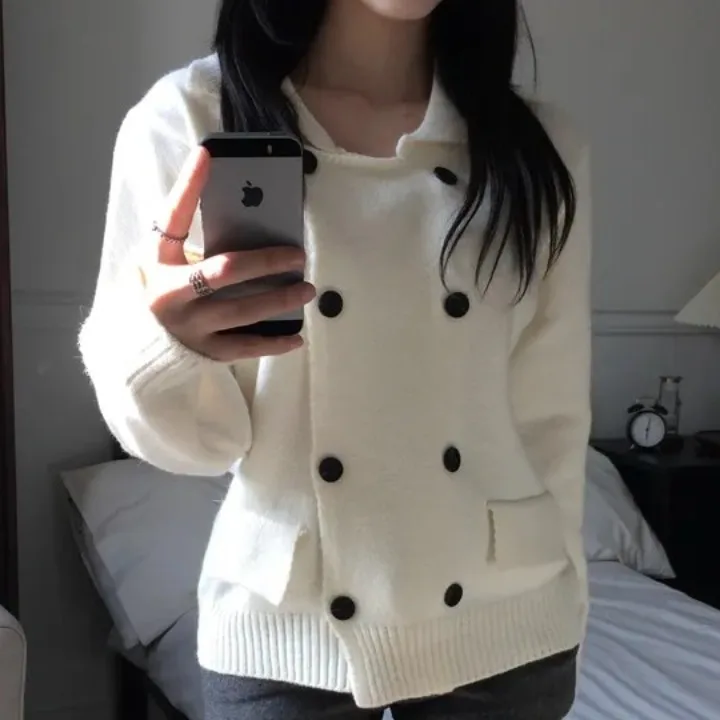 

Chic Autumn Winter Short Knit Sweater Double Row Collar Female Style Vintage Lazy Fashionable Outerwear Casual Straight Tube