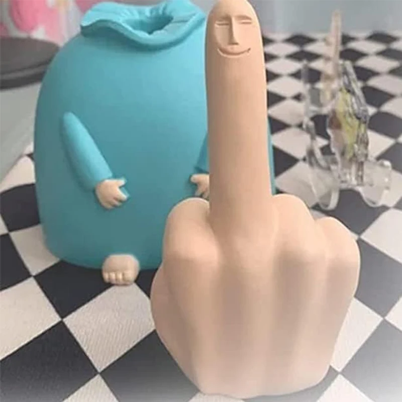 Funny Smiling Middle Finger Statue Ornaments Resin Finger Man Sculpture For Home Office Decoration Ornament
