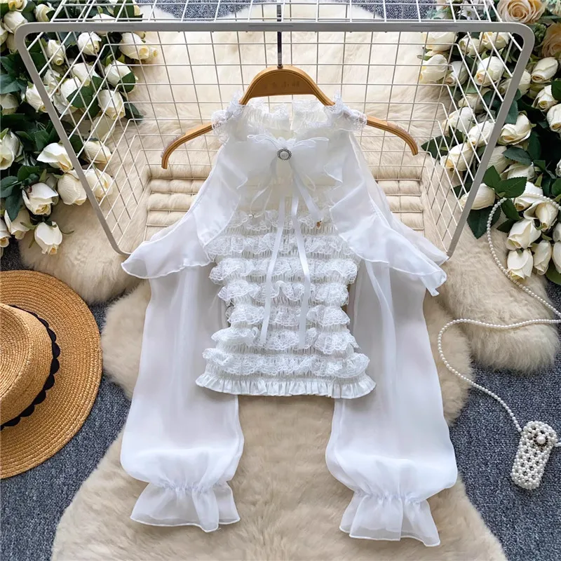 

Черно-белая абрикосовая сетчатая рубашка с открытыми плечами, новинка 2026, весенняя французская кружевная короткая блузка с лямкой на шее и оборками, топ с пышными рукавами, тонкая блузка