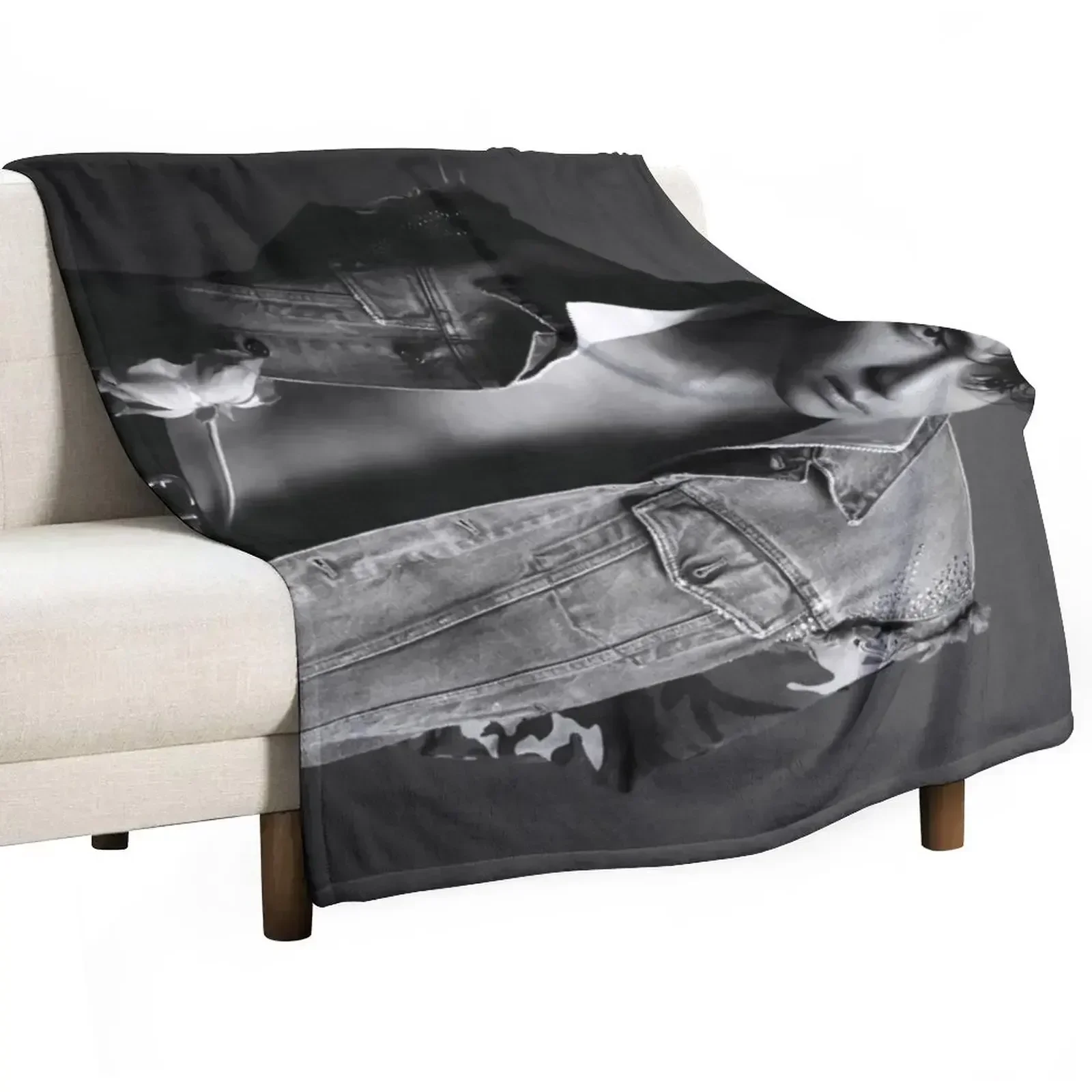 

V ELLE Blanket Throw Blanket blankets ands Nap Blankets