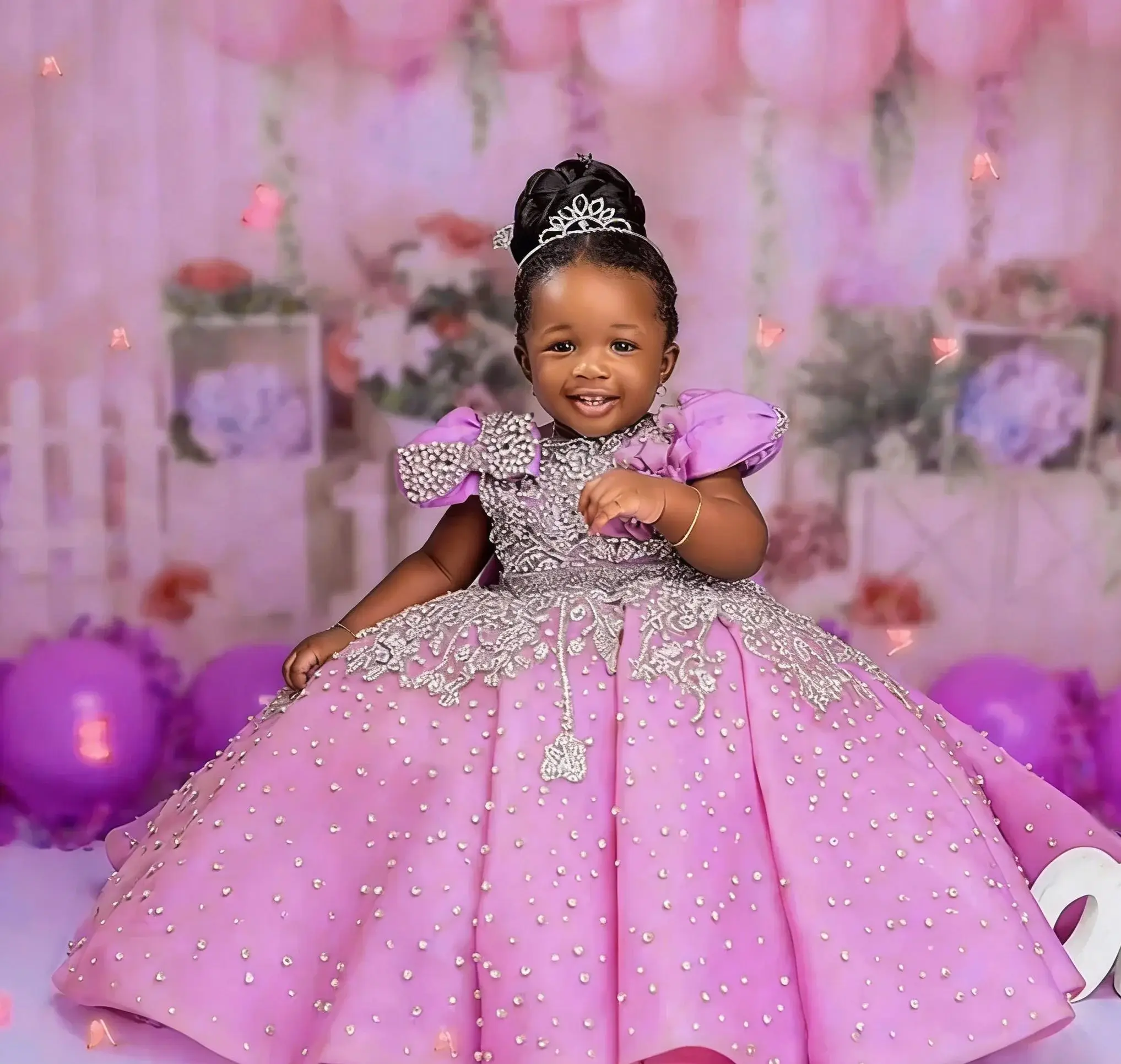 

Customized Lovely Flower Girl Dress for Wedding Short Sleeve Applique Beading Kids Birthday Party First Communion Ball Gowns