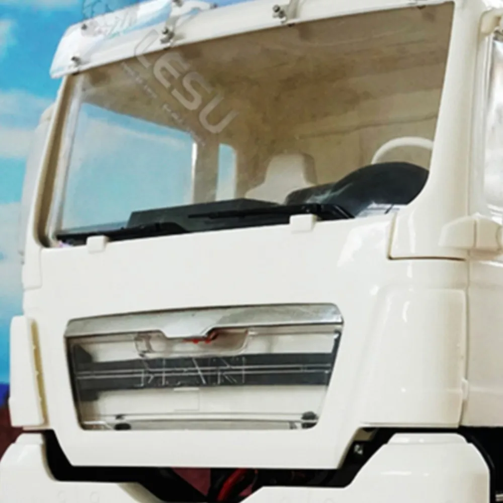 

4*2 LESU RC 1/14 Модель тягача TGS Металлическое шасси DIY Неокрашенная кабина с двигателем RC Автомобиль Игрушка ToucanHobby для мальчиков