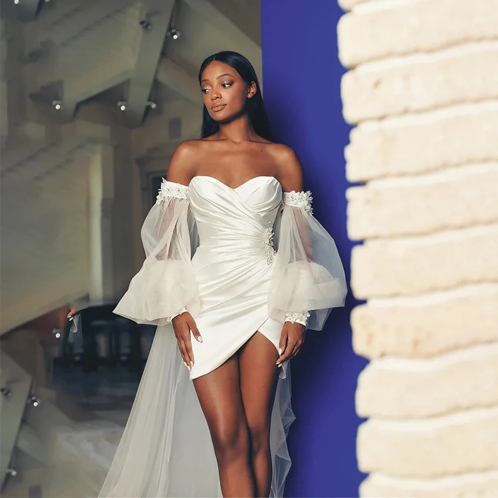 

Modern Mini Wedding Dress Sweetheart Sexy Open Back Custom Made Two Piece with Sweep Train Bride Applique Satin Marriage Gowns