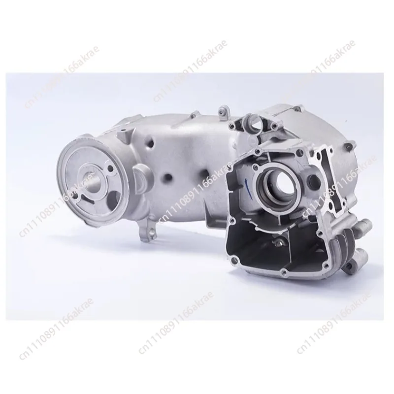 for Yamaha LH125T-15/5 small fourth generation engine crankshaft box, left and right gearbox shell