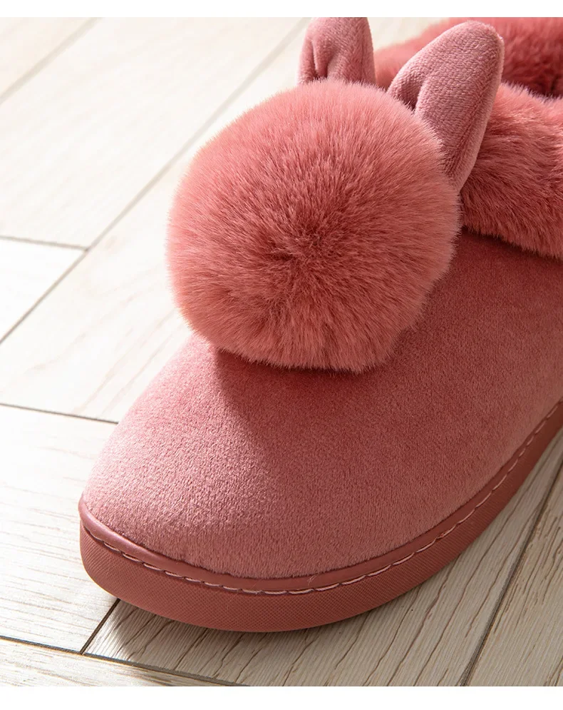 Flauschige Damen-Hausschuhe, flache Luxus-Designer-Damenschuhe, lässige Stiefeletten, elegante, weiche Winter-Hausschuhe mit Flauschfell für Damen. – Detail 11