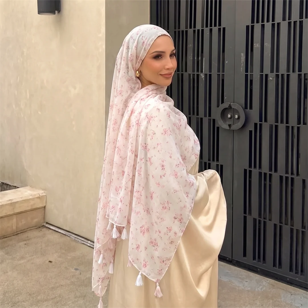 Fashion Women Tassel Hijab Soft Scarf Modest Muslim Headscarf Luxury Floral Shawl Beach Wrap Islamic Head Cover for Daily Travel