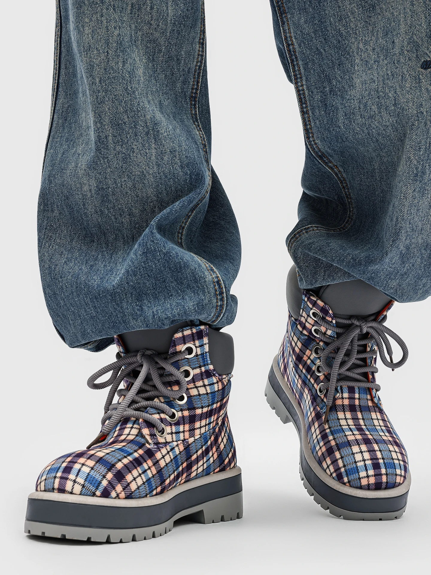 امرأة أحذية الكاحل أزياء من الدانتل متابعة زيادة كعب منصة أحذية سيدة عارضة أحذية أحذية قصيرة للرجال أحذية رياضية