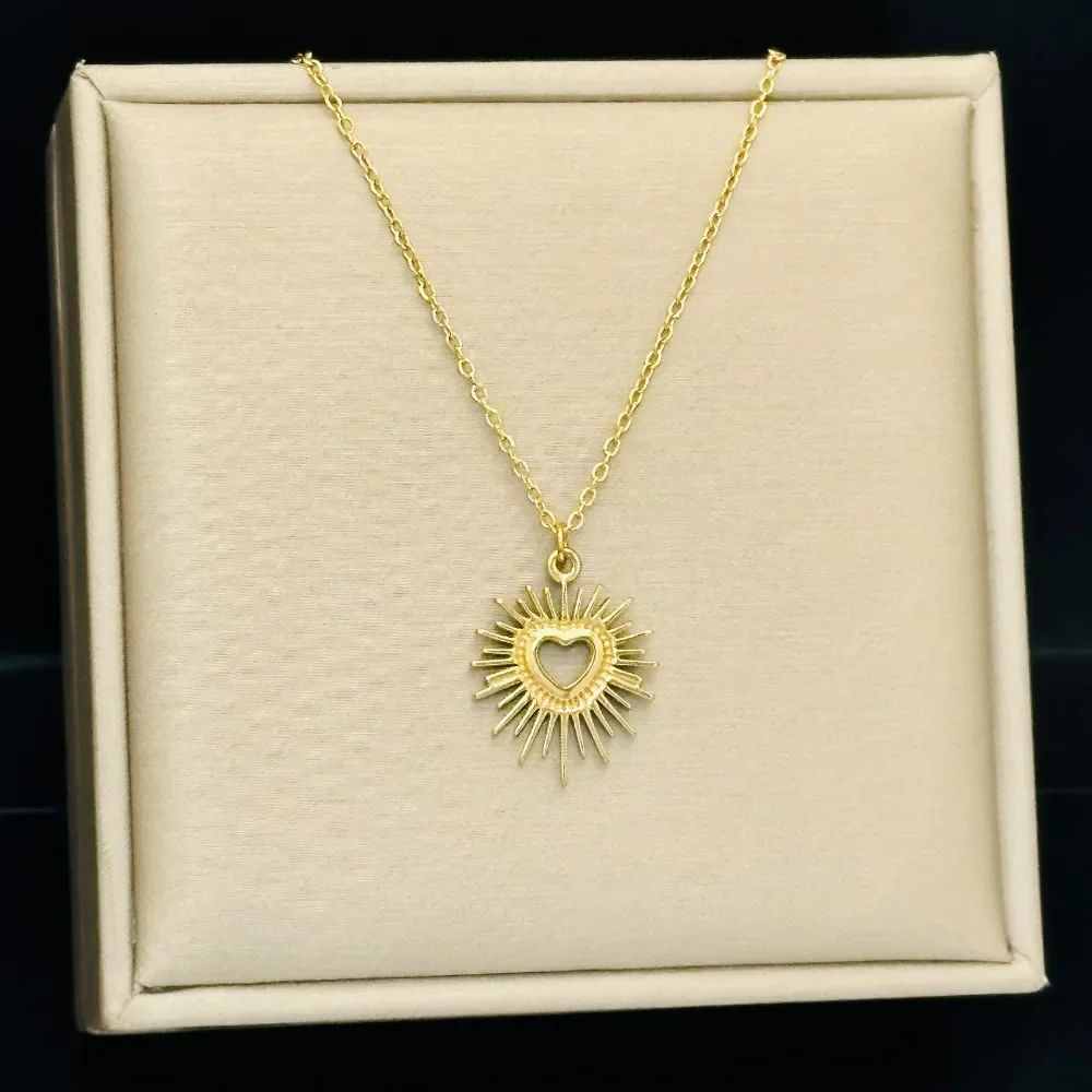 Personalized Design Gold Color Stainless Steel Sunlight Hollow Heart Pendant Necklaces for Women Charm Collar Jewelry Colorfast
