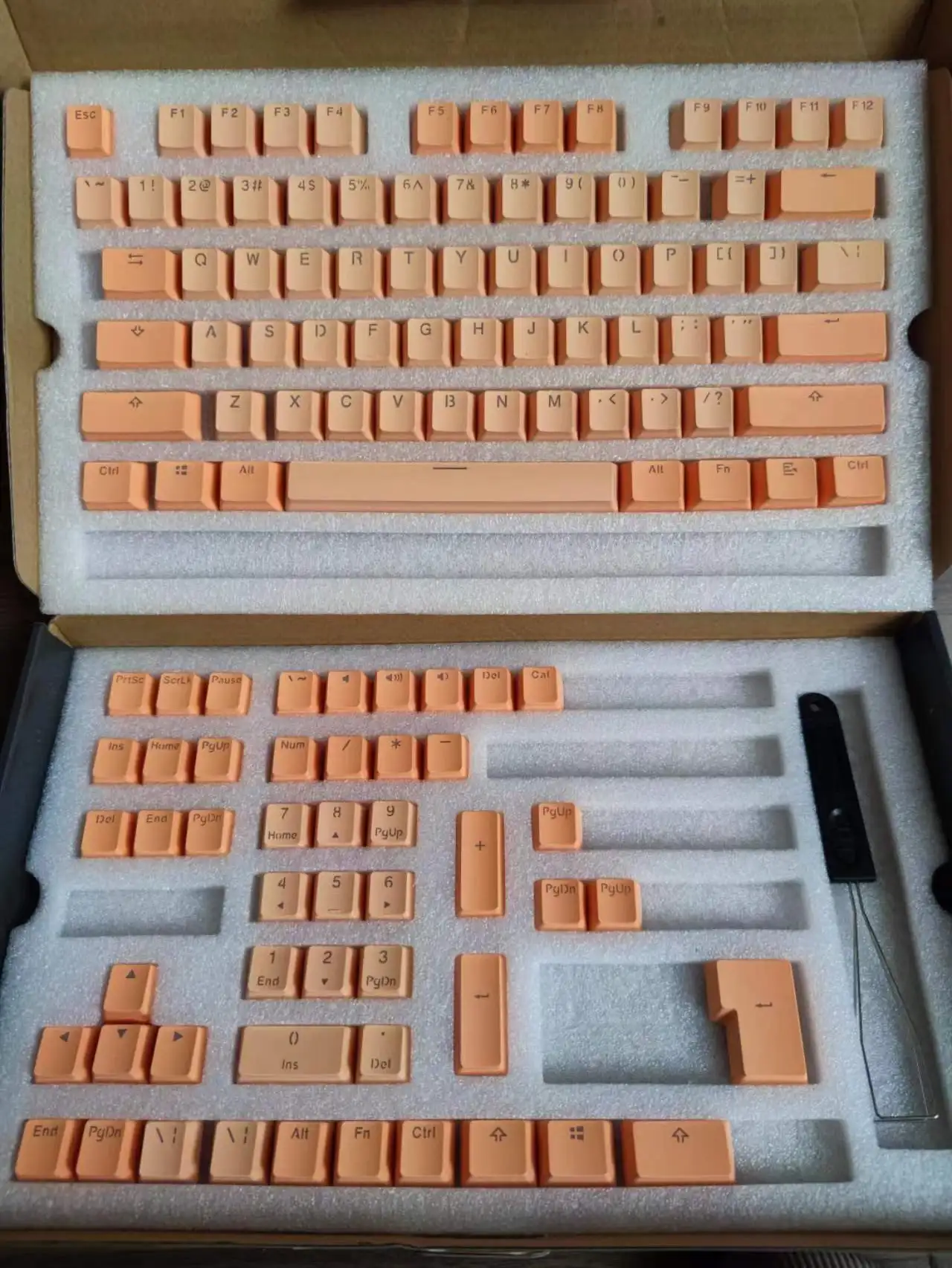 

Vibrant Orange Keycap Set for Mechanical Keyboard,Doubleshot PBT OEM Profile,Support Backlit,Including ISO Kit