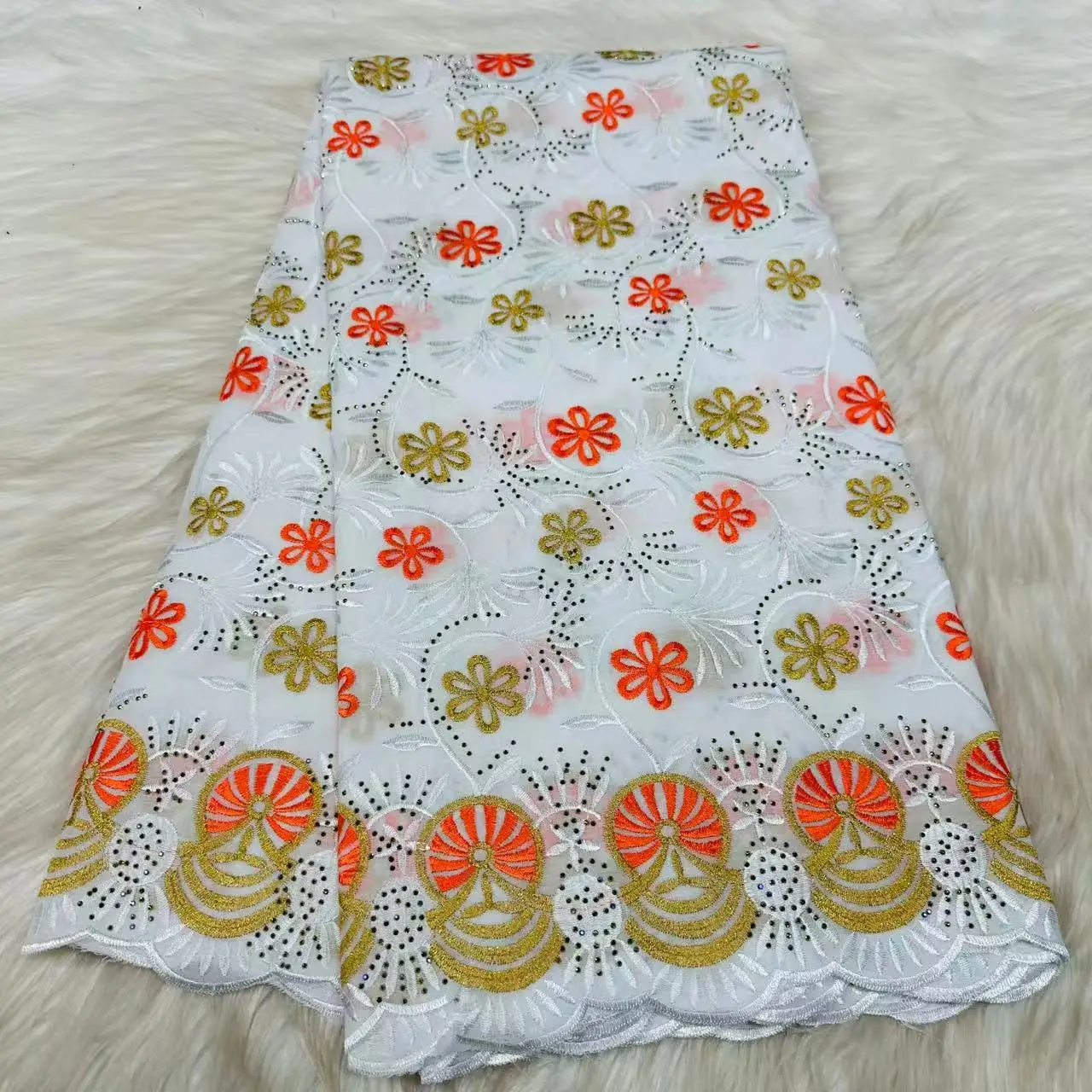 

Высококачественное швейцарское кружево вуаль 2026 года, африканская нигерийская кружевная ткань из 100% хлопка со стразами, мягкая вышивка для вечеринок