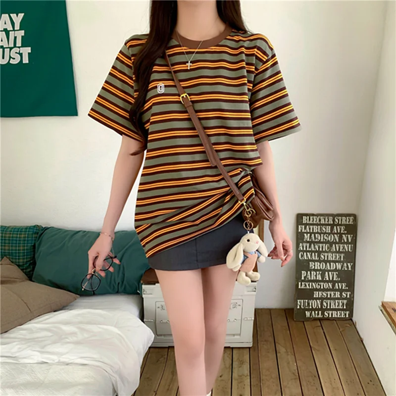 

American Retro Striped ort Sve T-irt Women's Summer High-End Loose Casual Versatile Slimming Top Quali Polyester Fiber