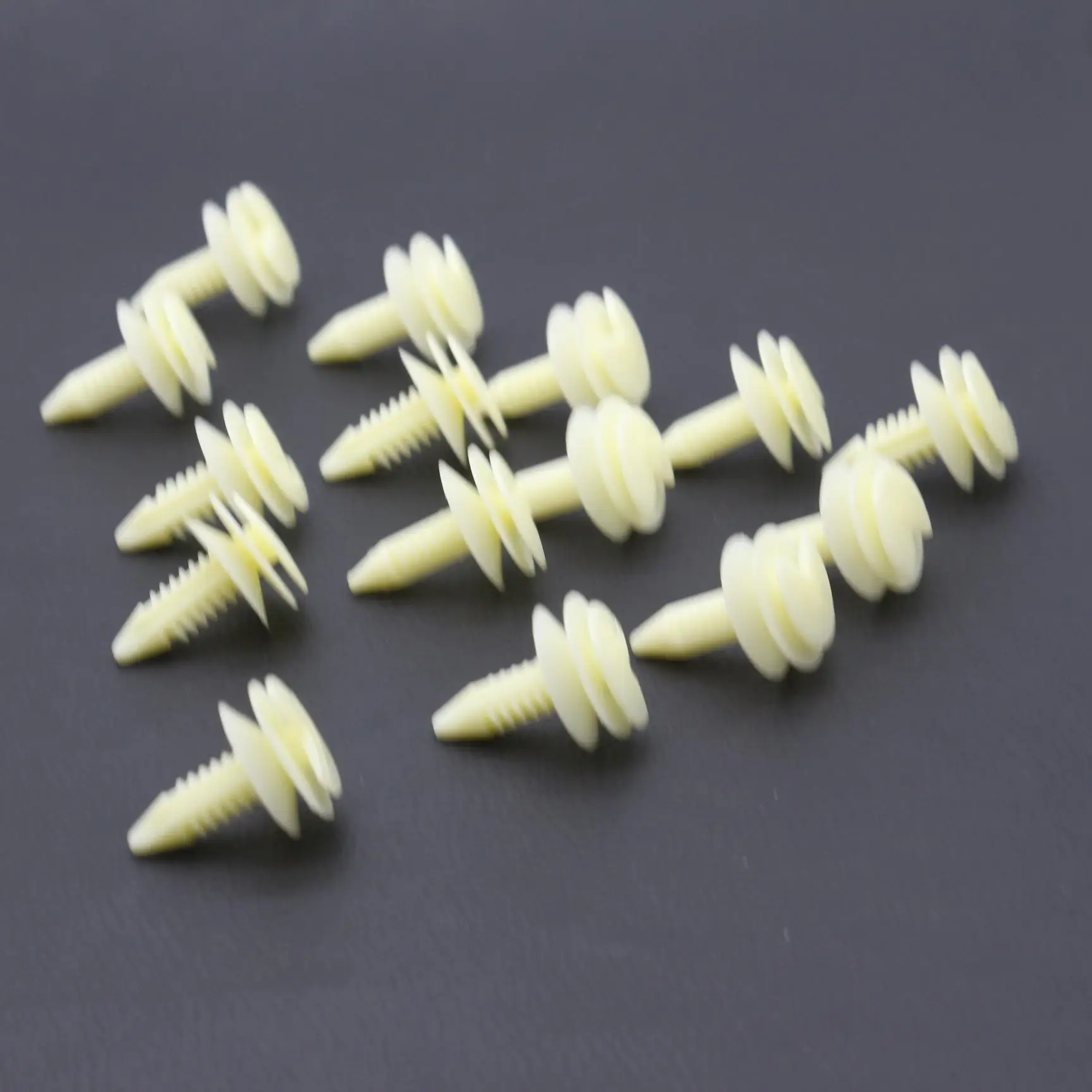 

15 pcs Door Trim Panel Clips Fasteners Fit For GM Camaro Firebird Truck Retainer Nylon White Retainer Replaces 12337920 20374473