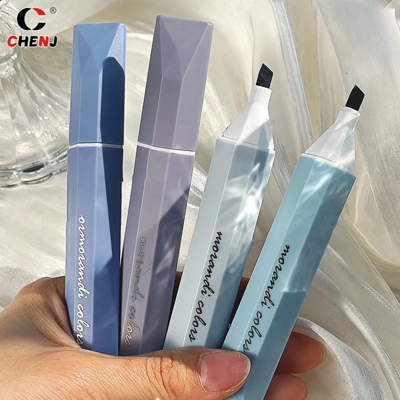 4Pcs Simplicity Gradient Color Paint Marker Pen Fashion Stationery Key Words Highlighter Marker Pen Cute Aesthetic Highlighters