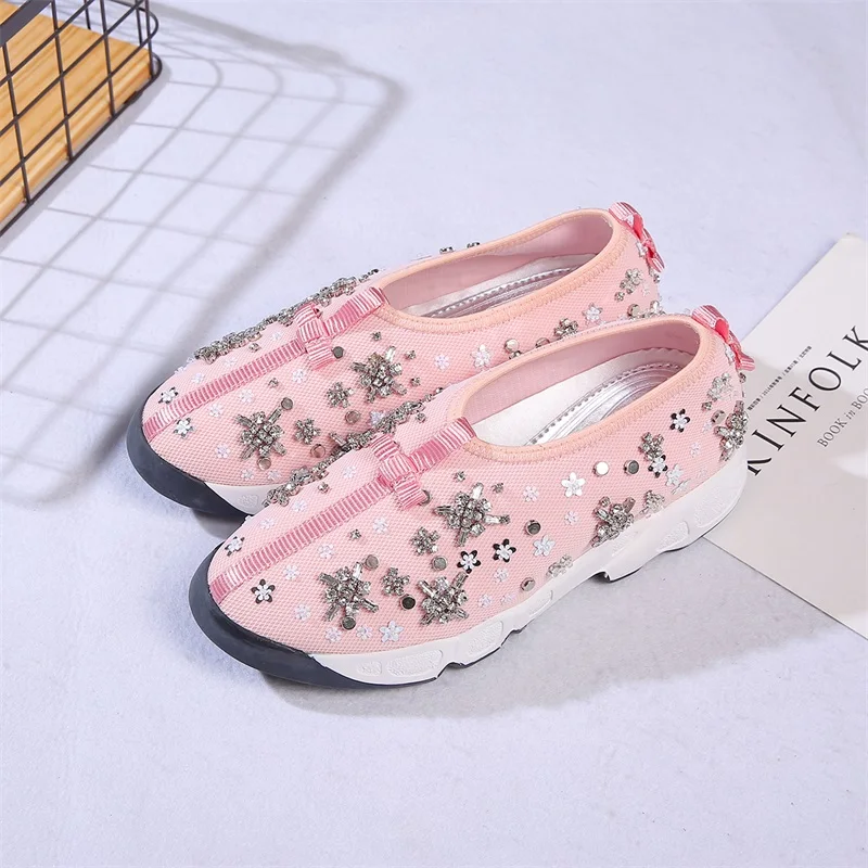 Spring Autumn Luxury Designer Crystal Women Casual Shoes Air Mesh Beaded Sequins Rhinestone Flower Sneakers Casual Flat Shoes