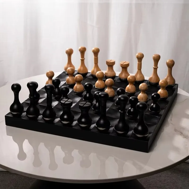 Modern light luxury tumbler chess ornament solid wood high-end chess board model house new home gift jewelry