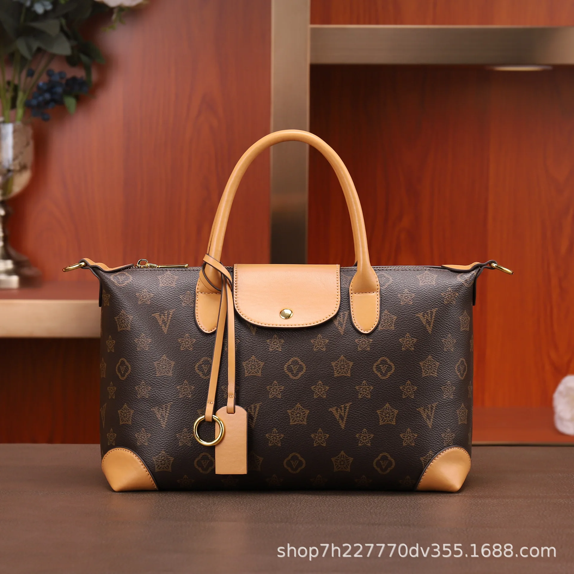 

Элегантная модная винтажная сумка для подгузников из роскошной кожи для женщин, большая вместительная уникальная сумка через плечо, дизайнерская минималистичная сумка-кроссбоди.