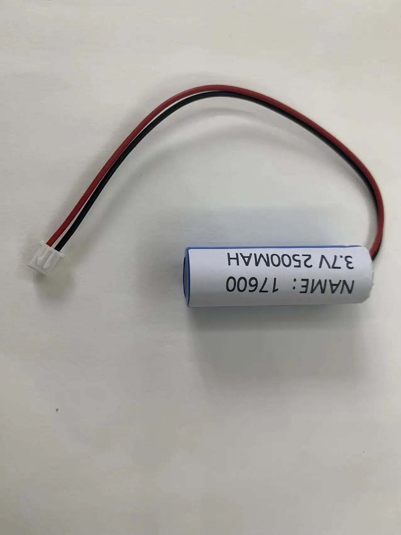 3.7V polymer lithium rechargeable battery 17600 2500mah circuit board equipment 2.54 emergency light flashlight with protection