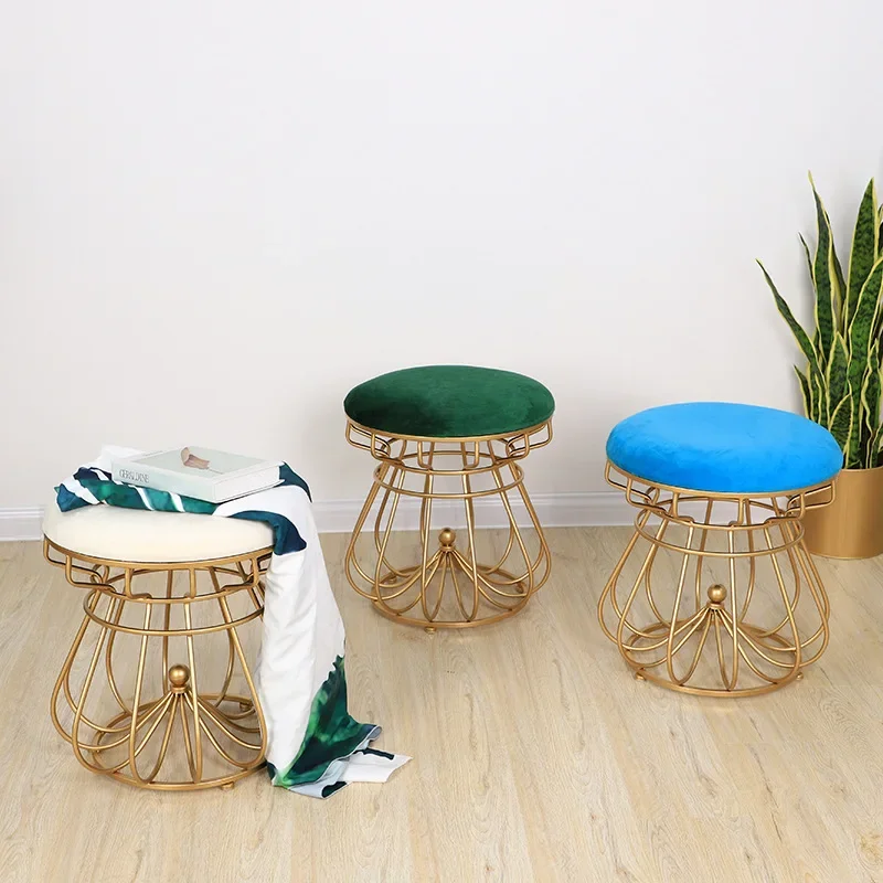 Modern Round Crown Stools Bedroom Dressing Chairs Gold Iron Nail Shop Makeup Chair Dining Bench Small Stool Ottoman Furniture