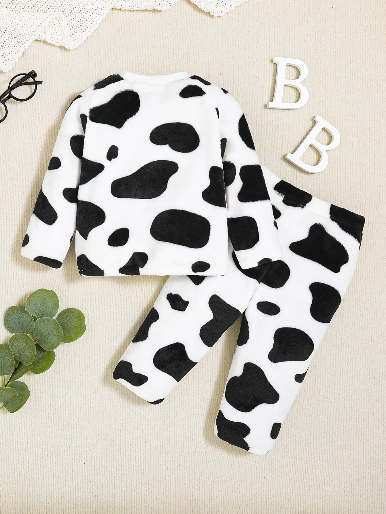 Baby Boy Autumn Winter Casual Milk Cow Embroidery Full Print Two-Piece Set Comfortable Clothing for Infants
