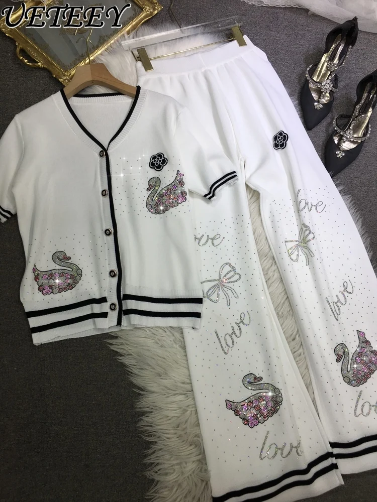

Heavy Industry Hot Diamond Versatile Two-piece Set Printed Knitted Sweater Ice Silk Short-sleeved Top + Straight Pants Outfits