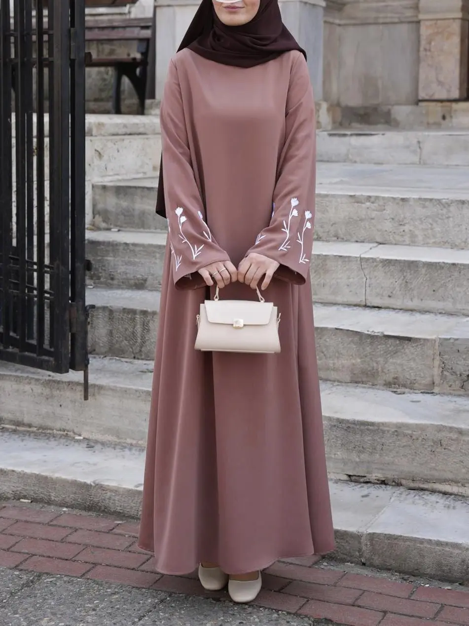 

Ид Джеллаба мусульманское женское исламское платье с цветочной вышивкой Абая Дубай Кафтан Турция скромный Ближний Восток Саудовская Аравия халат повседневный