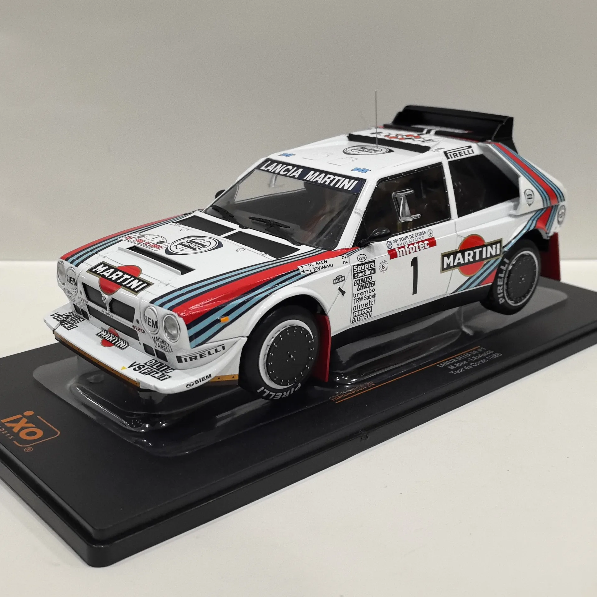IXO Escala 1:18 LANCIA DELTA S4 # 1 # 7 # 5 # 9 # 3 # 2 # Modelo de Carro de Simulação em Liga Metálica 6 1986, Brinquedo Diecast Colecionável, Presentes e Enfeites