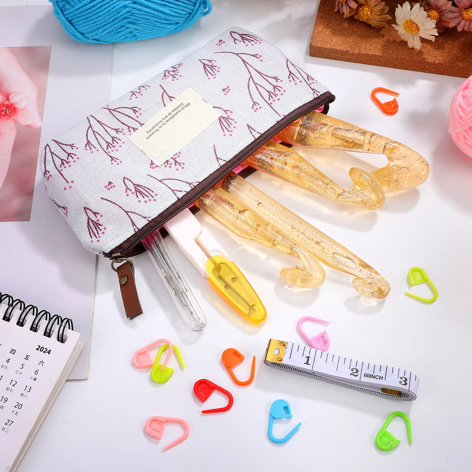 

Crystal Crochet Hooks Large Size Ergonomic Knitting Needles Smooth Surface Comfortable Grip Various Crafts Carry Bag
