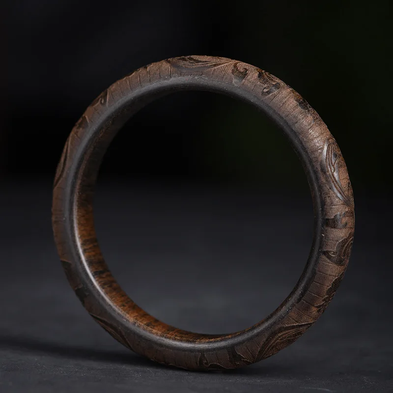 Bodhisattva Chess Agarwood Bracelet, Round Carving, Handmade Ornament, Decorative Item, Wooden Bangle
