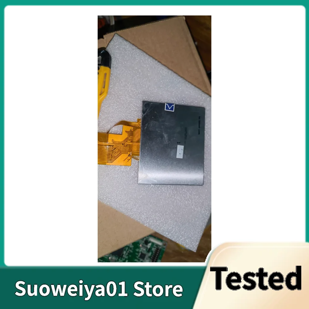 TM035KDH03 Resolution320 RGB) × 240 شاشة LCD صناعية أصلية تم اختبارها مقاس 5.7 بوصة