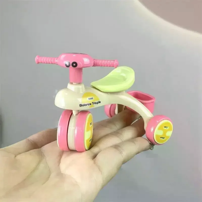 1Pcs Dollhouse Mini Tricycle Simulation Small Bike Model Toys Miniature Home Scene Ornament Doll House Accessories