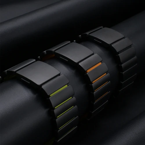 Imagen 2 del producto Correa de fluoroelastómero de titanio para Apple Watch Ultra 3, 49mm, 46mm, 45mm y 44mm, correa de bucle magnético para Iwatch Series 11 10 9 8 7 SE 3